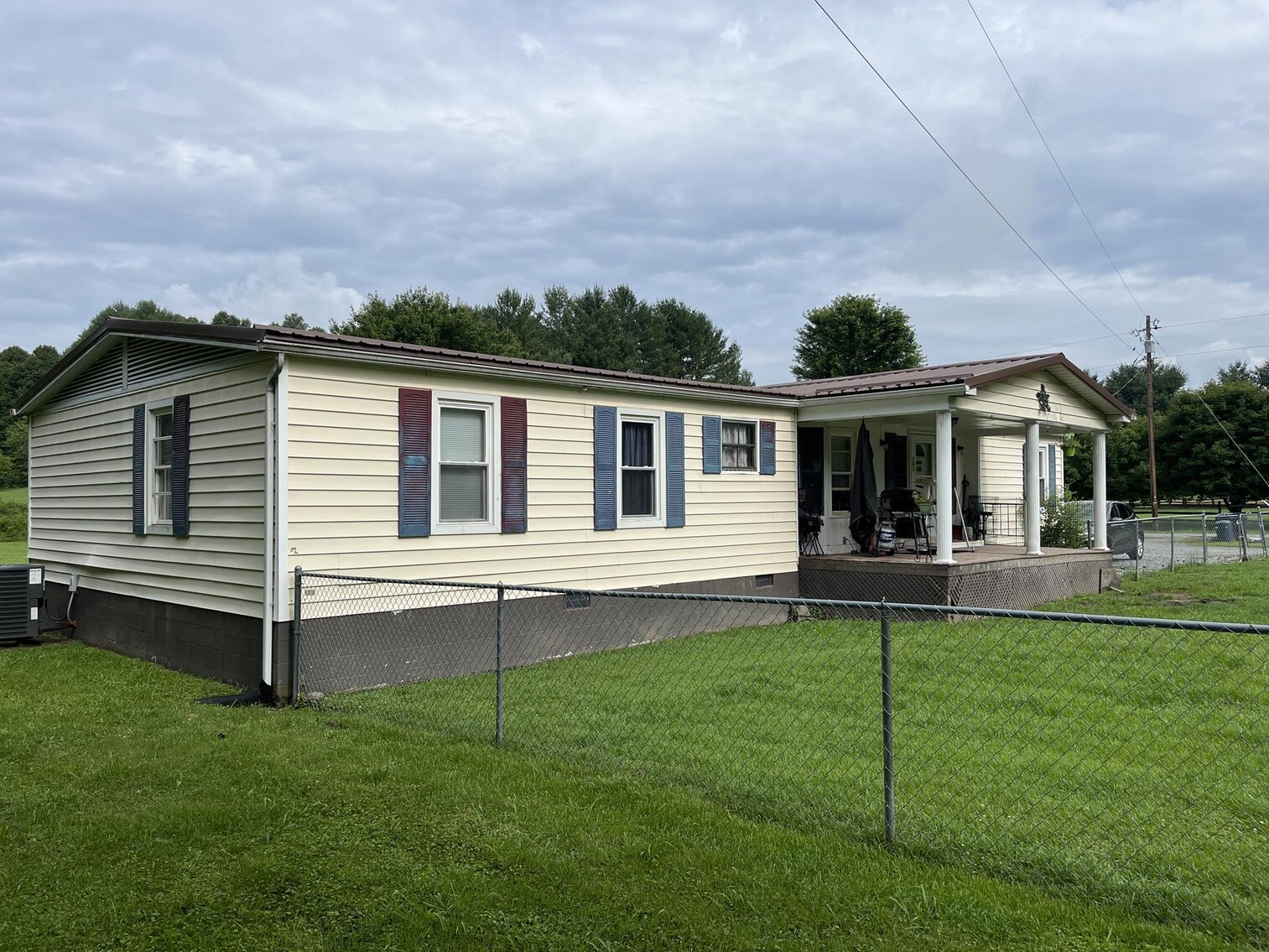 Image for SOLD $195,250 - 2 Income Generating Properties on 1.5 Acres