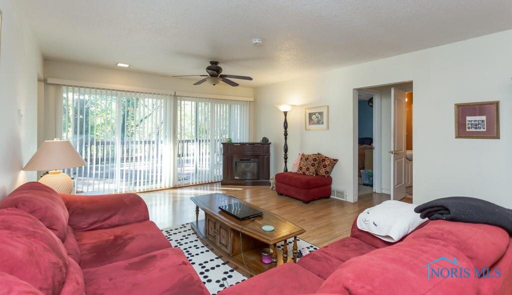 Image for MINIMUM BID AUCTION $79,000! 1924 Green Valley Dr