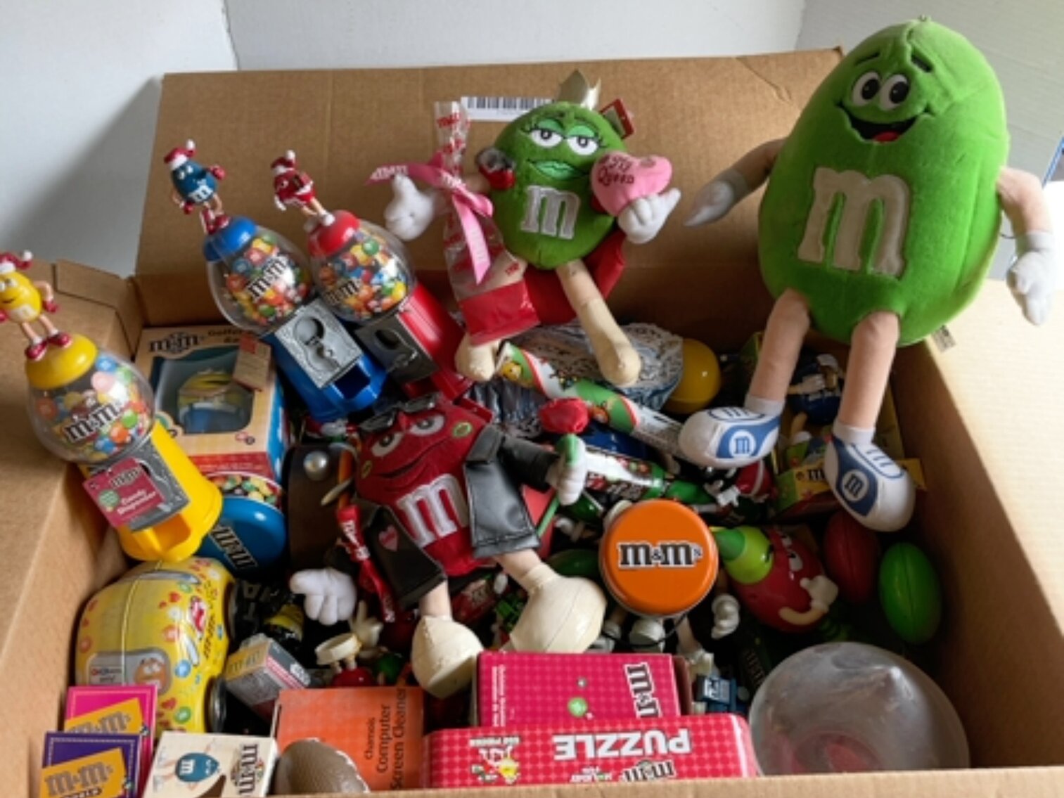 M&M Collectibles