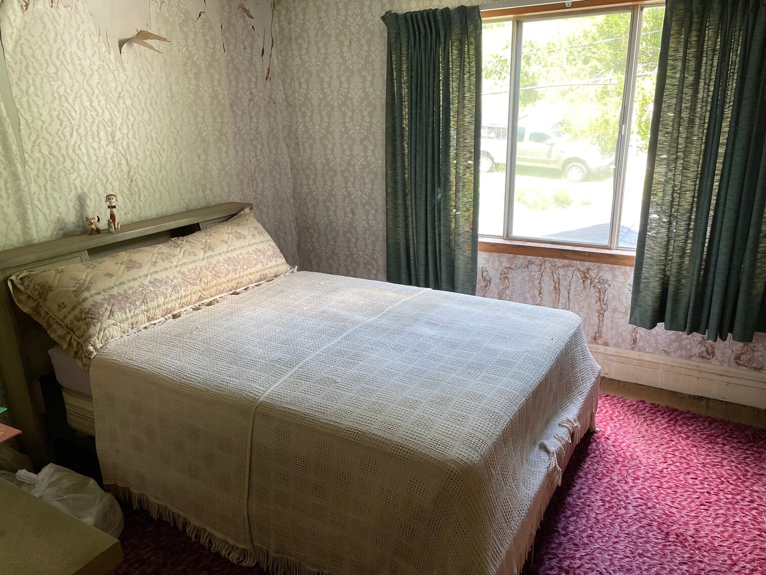 Image for SOLD $50,050 - 3 Bedroom Cape Cod Selling to the Highest Bidder