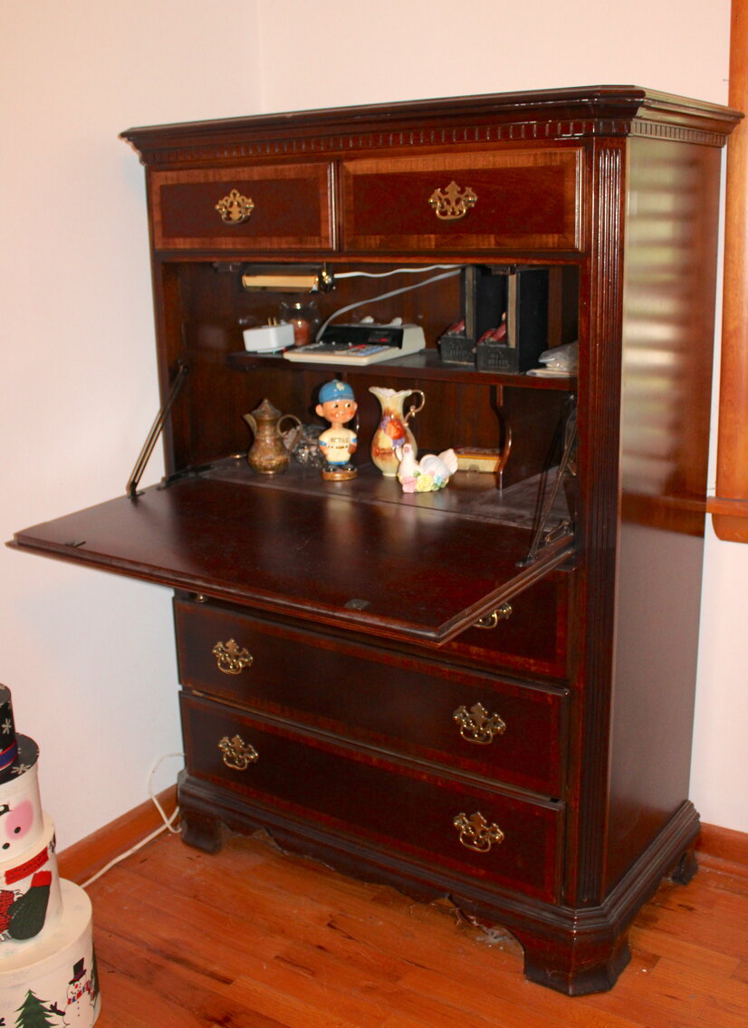 Image for VINTAGE TIME CAPSULE ESTATE AUCTION