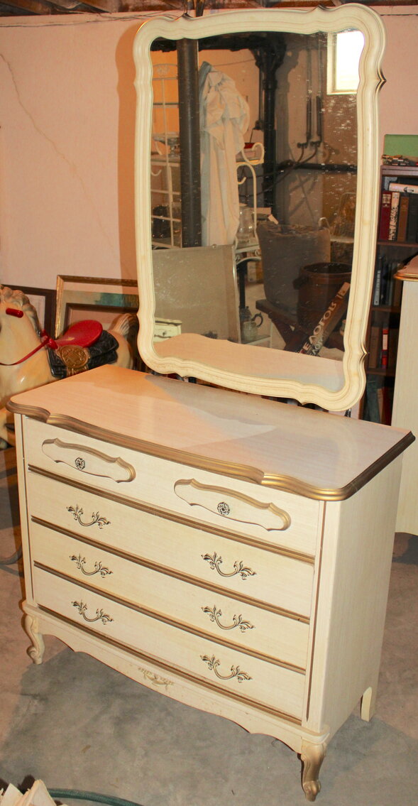 Image for VINTAGE TIME CAPSULE ESTATE AUCTION