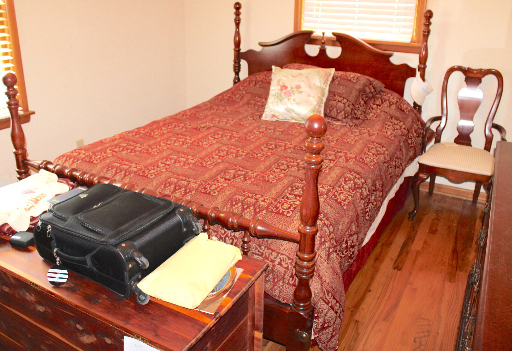 Image for VINTAGE TIME CAPSULE ESTATE AUCTION