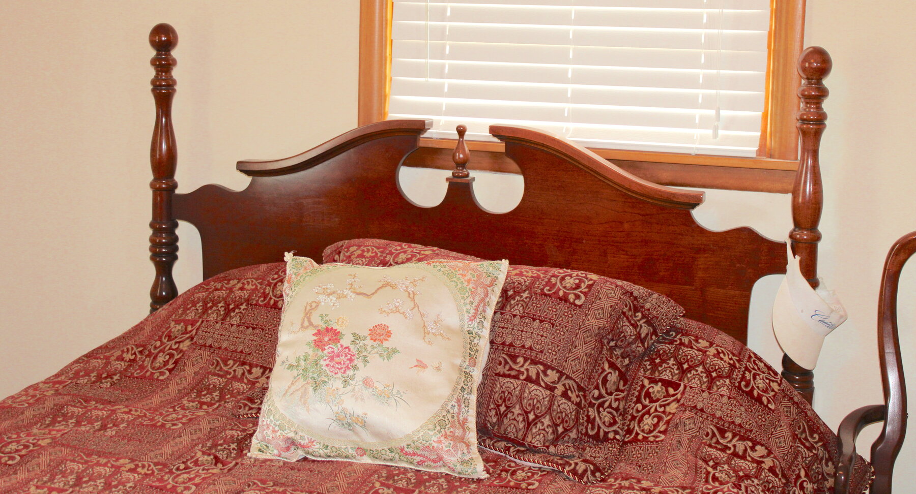 Image for VINTAGE TIME CAPSULE ESTATE AUCTION