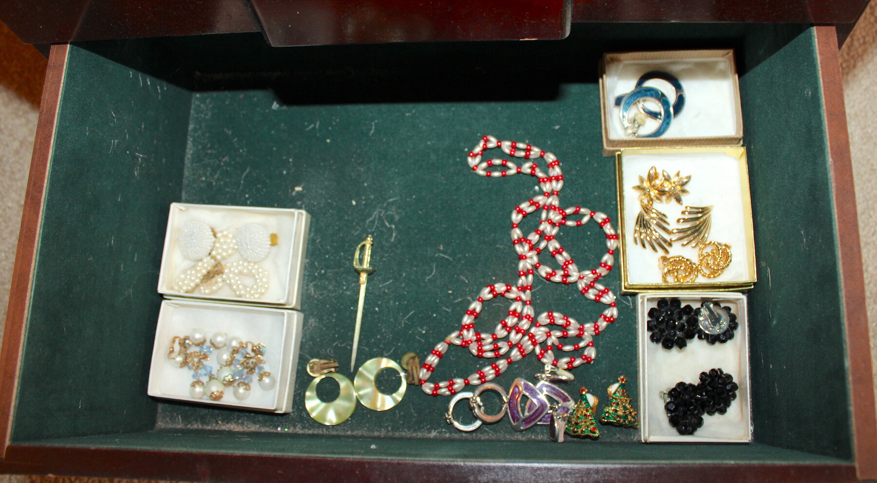 Image for REAL ESTATE & PERSONAL PROPERTY AUCTION