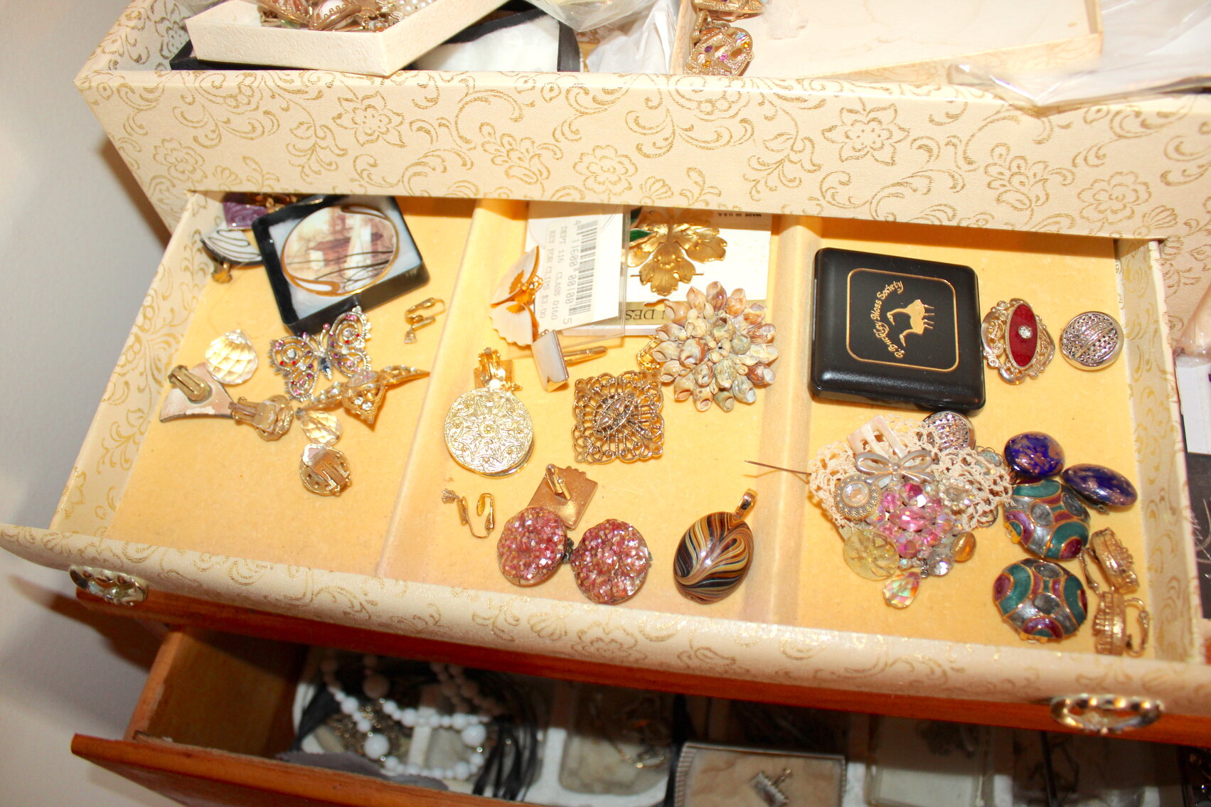 Image for REAL ESTATE & PERSONAL PROPERTY AUCTION