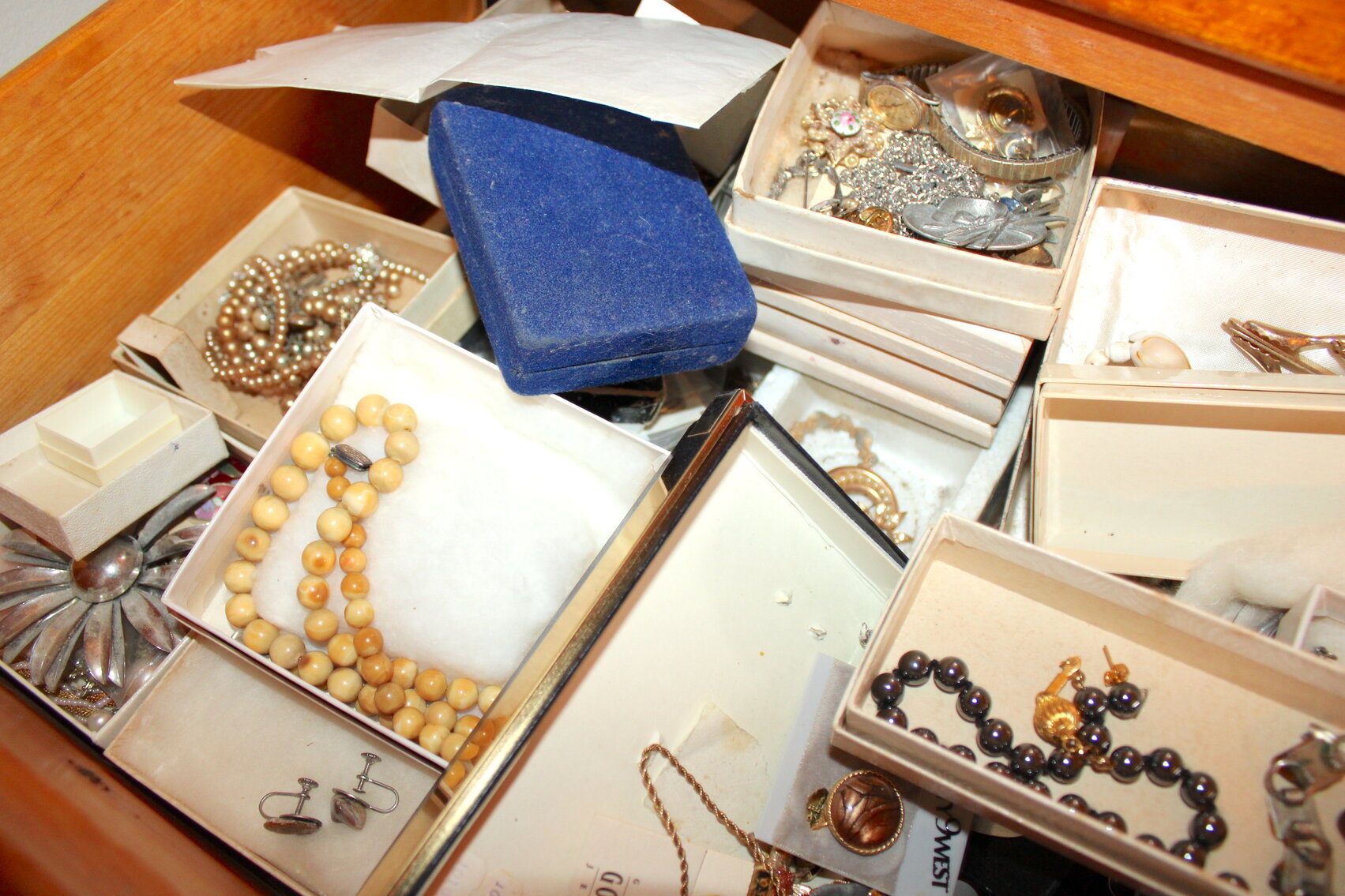 Image for REAL ESTATE & PERSONAL PROPERTY AUCTION