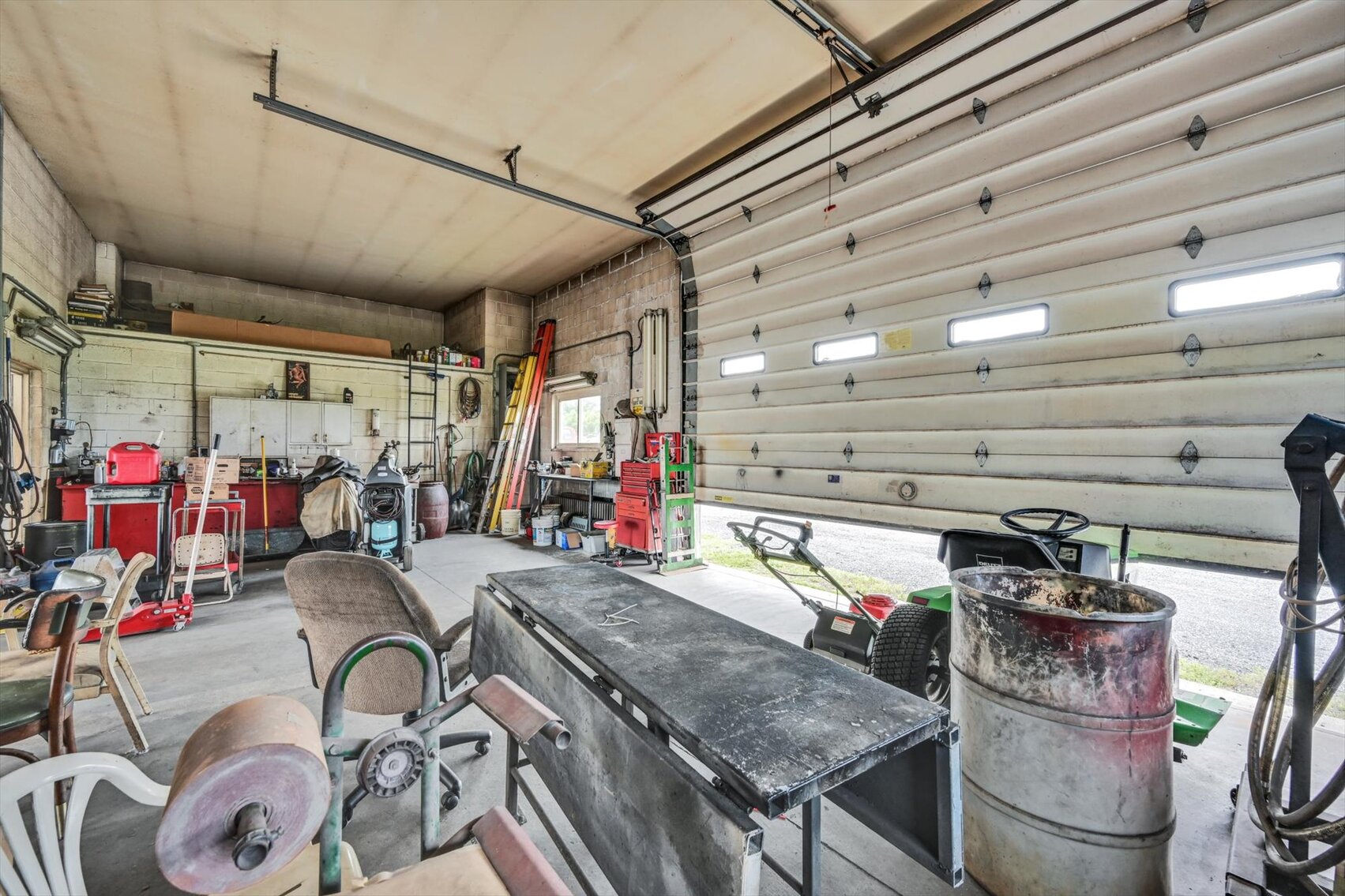 Image for 812 Horseshoe Pike - Lebanon, PA