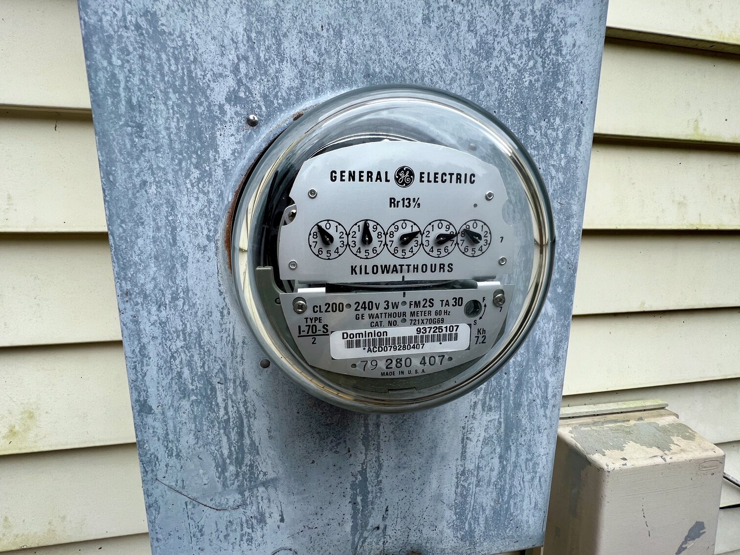 Image for 5 BR/3.5 BA Home on 2 +/- Acres w/Pool, Fenced Yard & Great Location--Spotsylvania County, VA