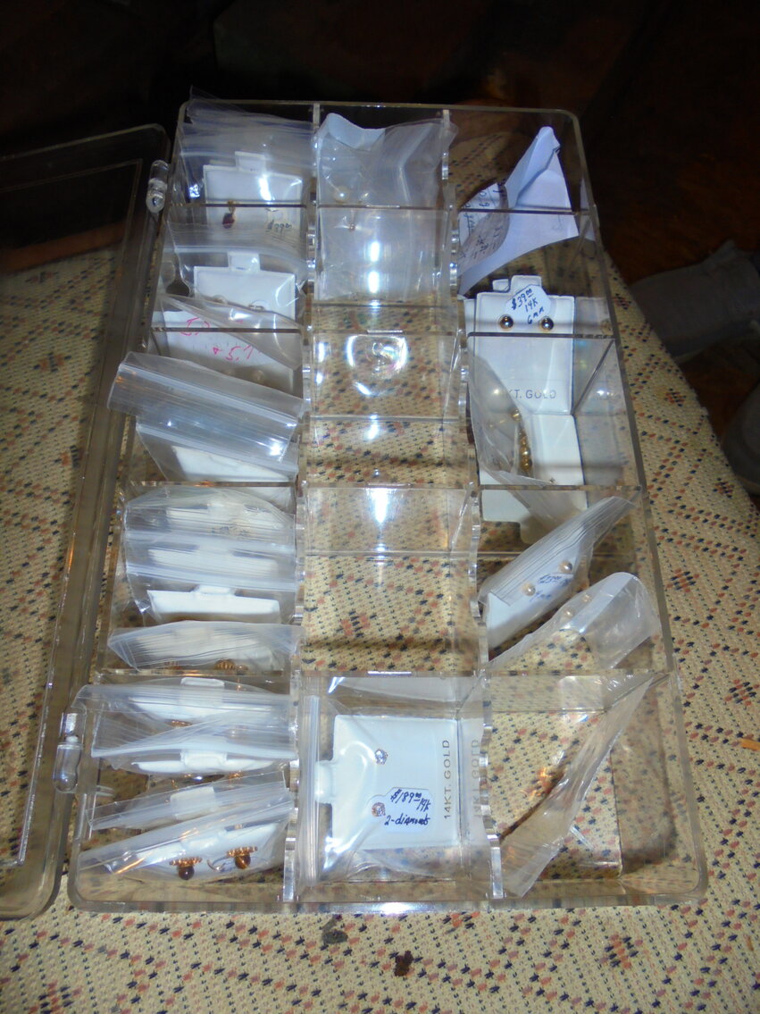 Image for JEWELRY LIQUIDATION AUCTION 