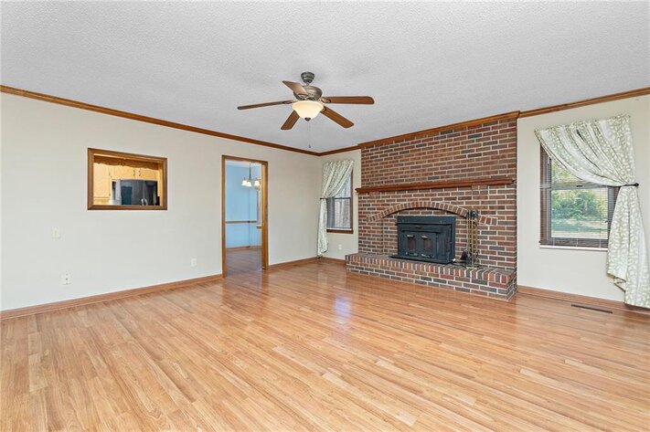 Image for 507 N. Main St. - Higginsville, MO