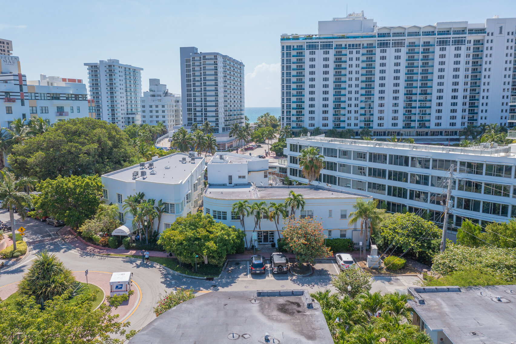 Image for Real Estate Auction - Waterfront 3 Story 10 Unit Apartment Building in Miami Beach, FL