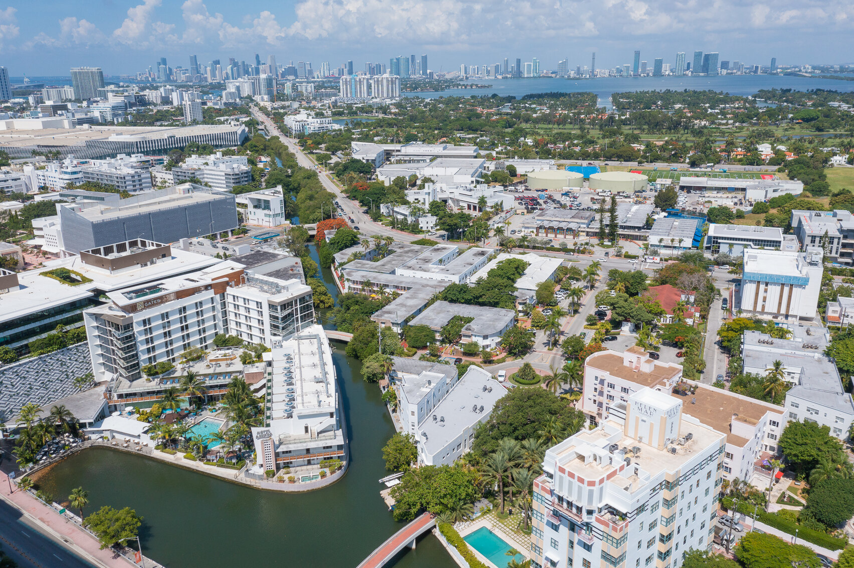 Image for Real Estate Auction - Waterfront 3 Story 10 Unit Apartment Building in Miami Beach, FL