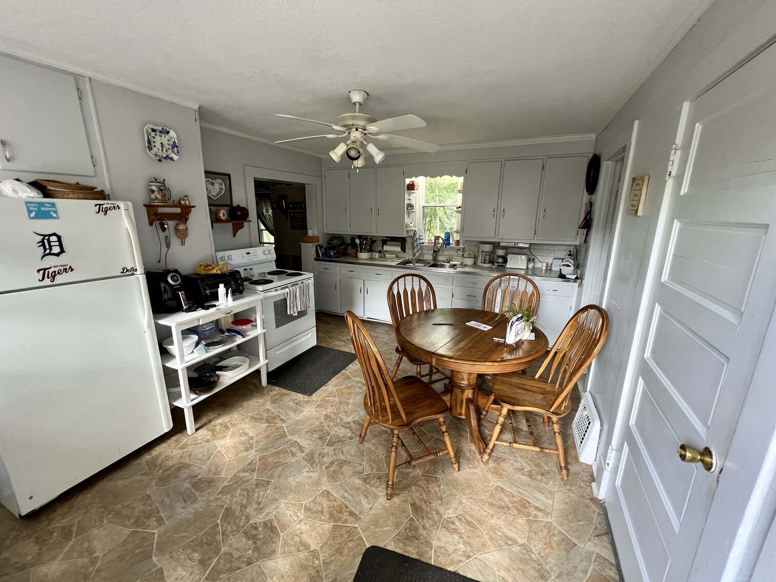 Image for 7035 Hill Avenue, Holland, Ohio 43528