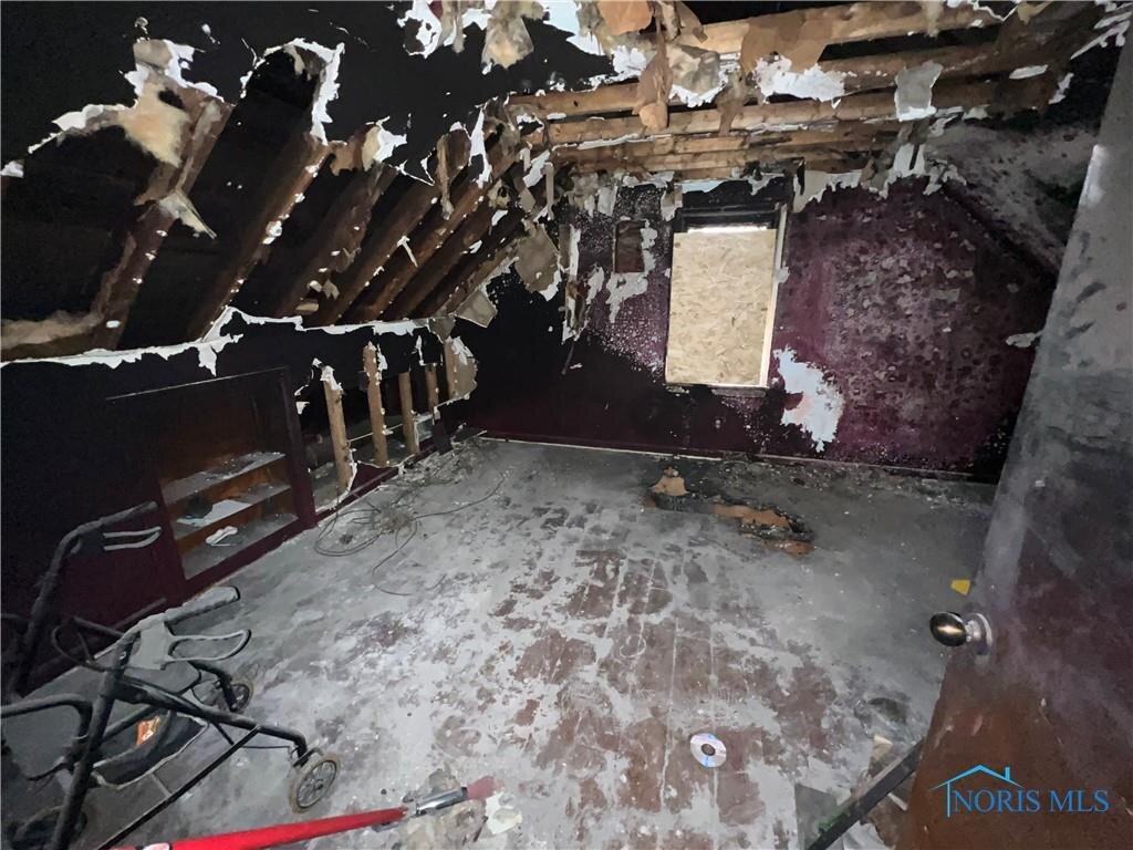 Image for MINIMUM BID AUCTION $55,000! 949 Fries Ave