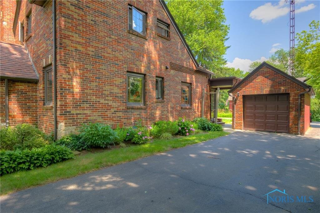 Image for MINIMUM BID AUCTION $279,000! 2053 Holloway Rd