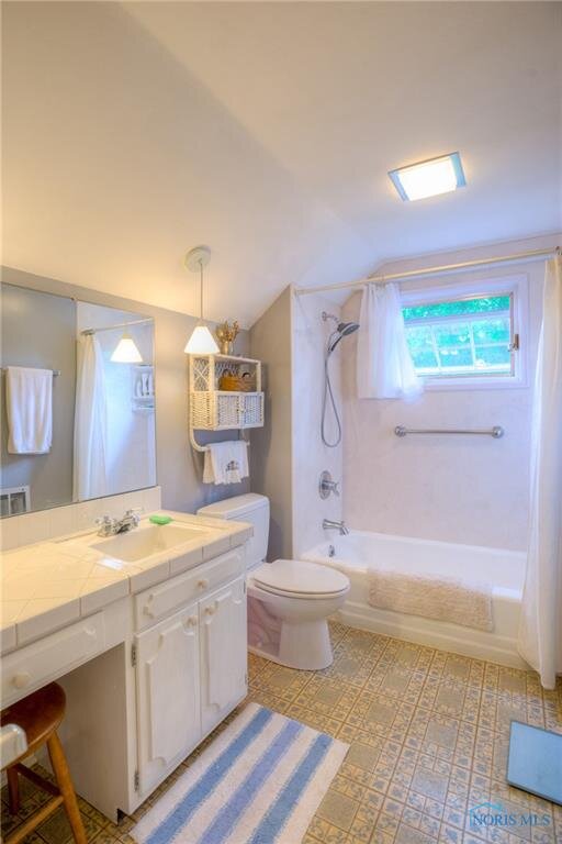 Image for MINIMUM BID AUCTION $279,000! 2053 Holloway Rd