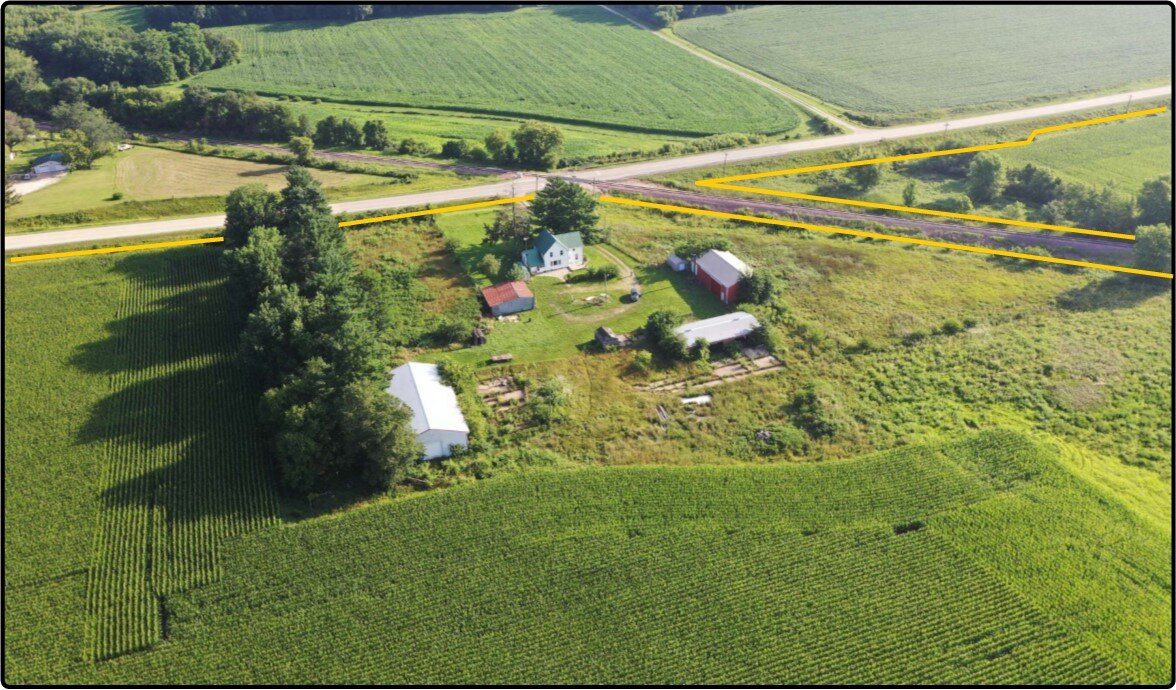 Linn Co., IA 69.96 Ac., m/l (010234502)