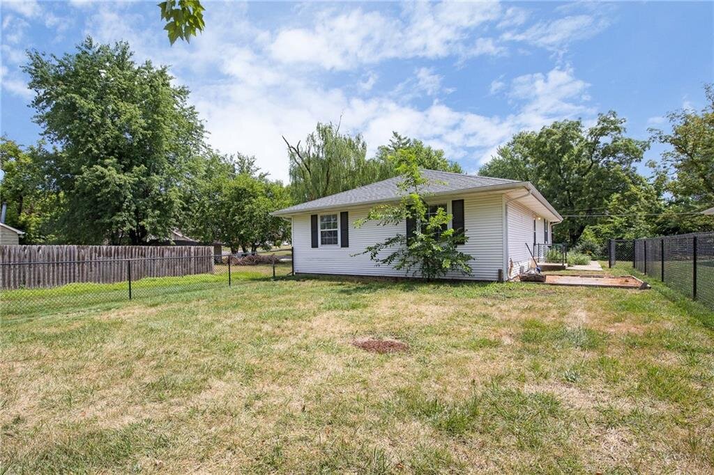 Image for 107 S. Russell St. - Odessa, MO