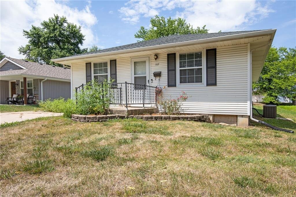 Image for 107 S. Russell St. - Odessa, MO