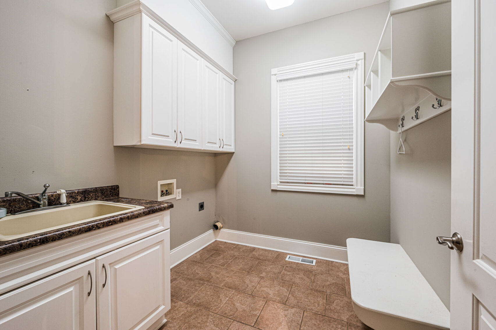 Image for 901 Elmwood Court, Bowling Green, KY 42103