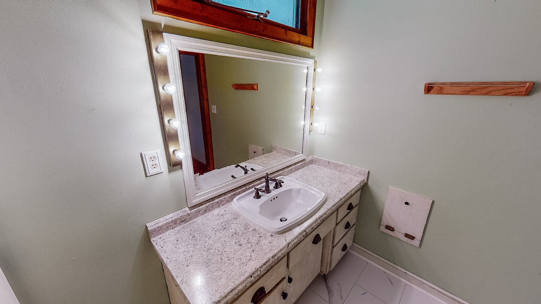 Image for Lakefront Home Located in Jennings, Florida