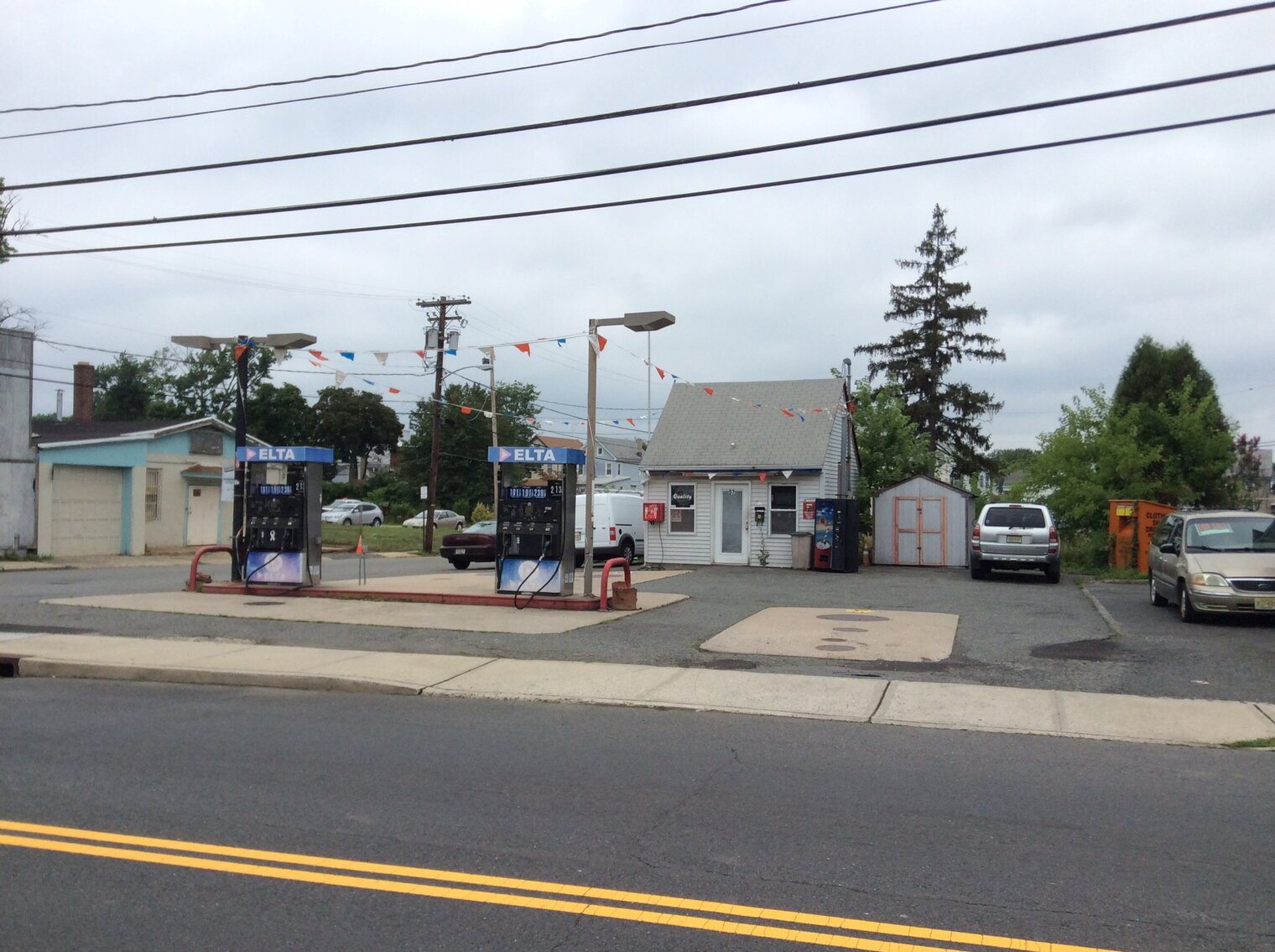Image for Absolute Auction - Long Standing Service Station with Office/Mini Store in South River, NJ