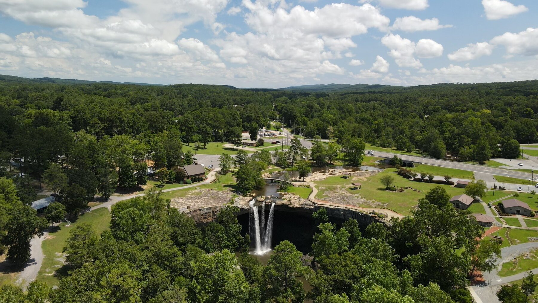 Image for ABSOLUTE AUCTION: Investment Opportunity at Noccalula Falls Park, Gadsden, Alabama