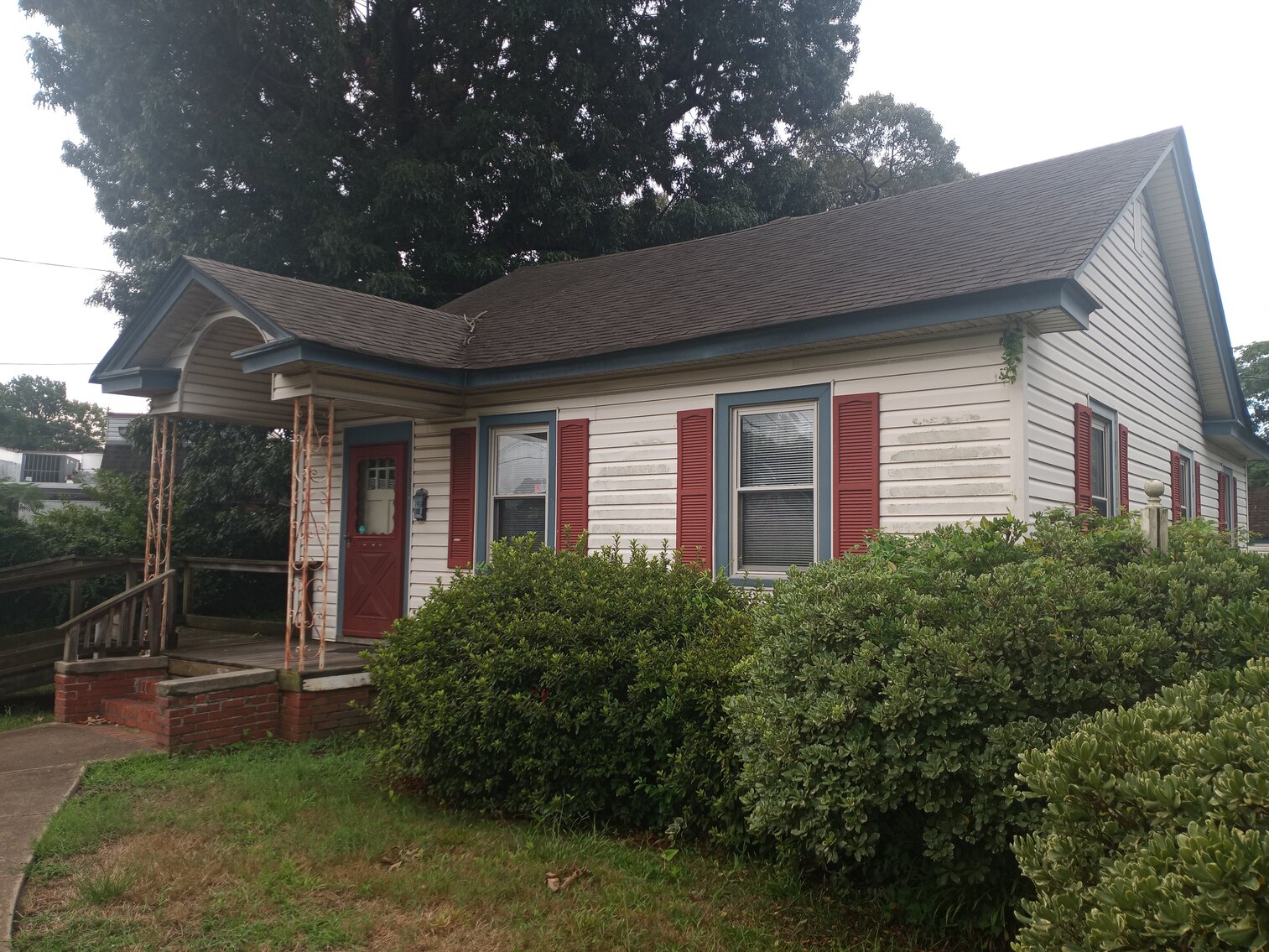 Image for Commercial Investment Opportunity. Former Nail and Hair Salon