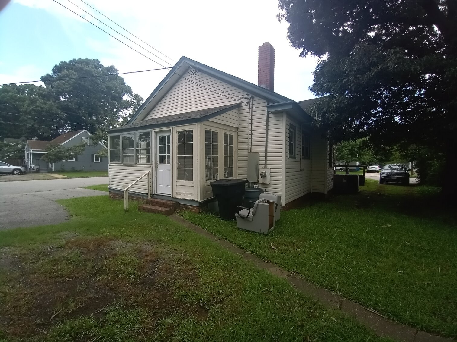 Image for Commercial Investment Opportunity. Former Nail and Hair Salon