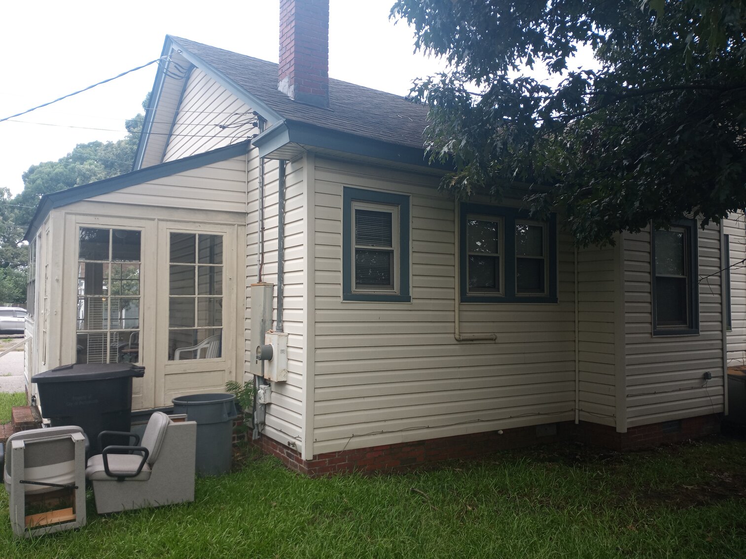 Image for Commercial Investment Opportunity. Former Nail and Hair Salon