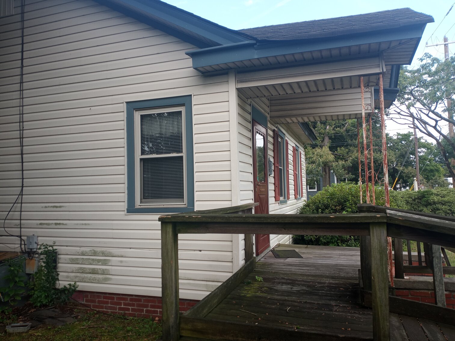 Image for Commercial Investment Opportunity. Former Nail and Hair Salon