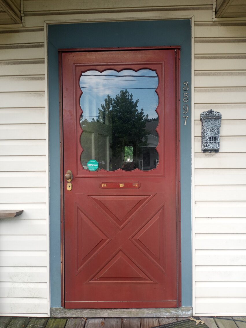 Image for Commercial Investment Opportunity. Former Nail and Hair Salon