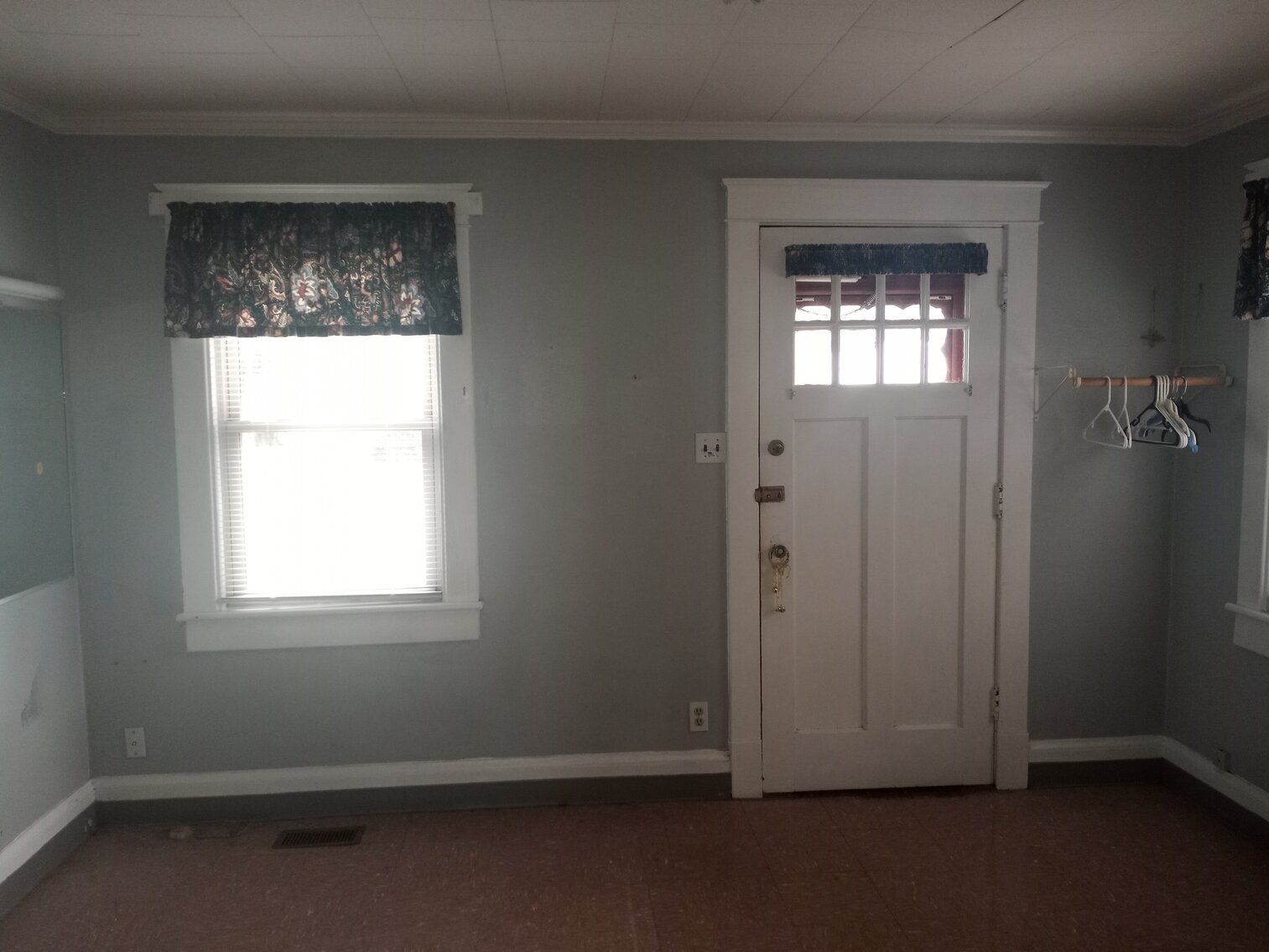 Image for Commercial Investment Opportunity. Former Nail and Hair Salon