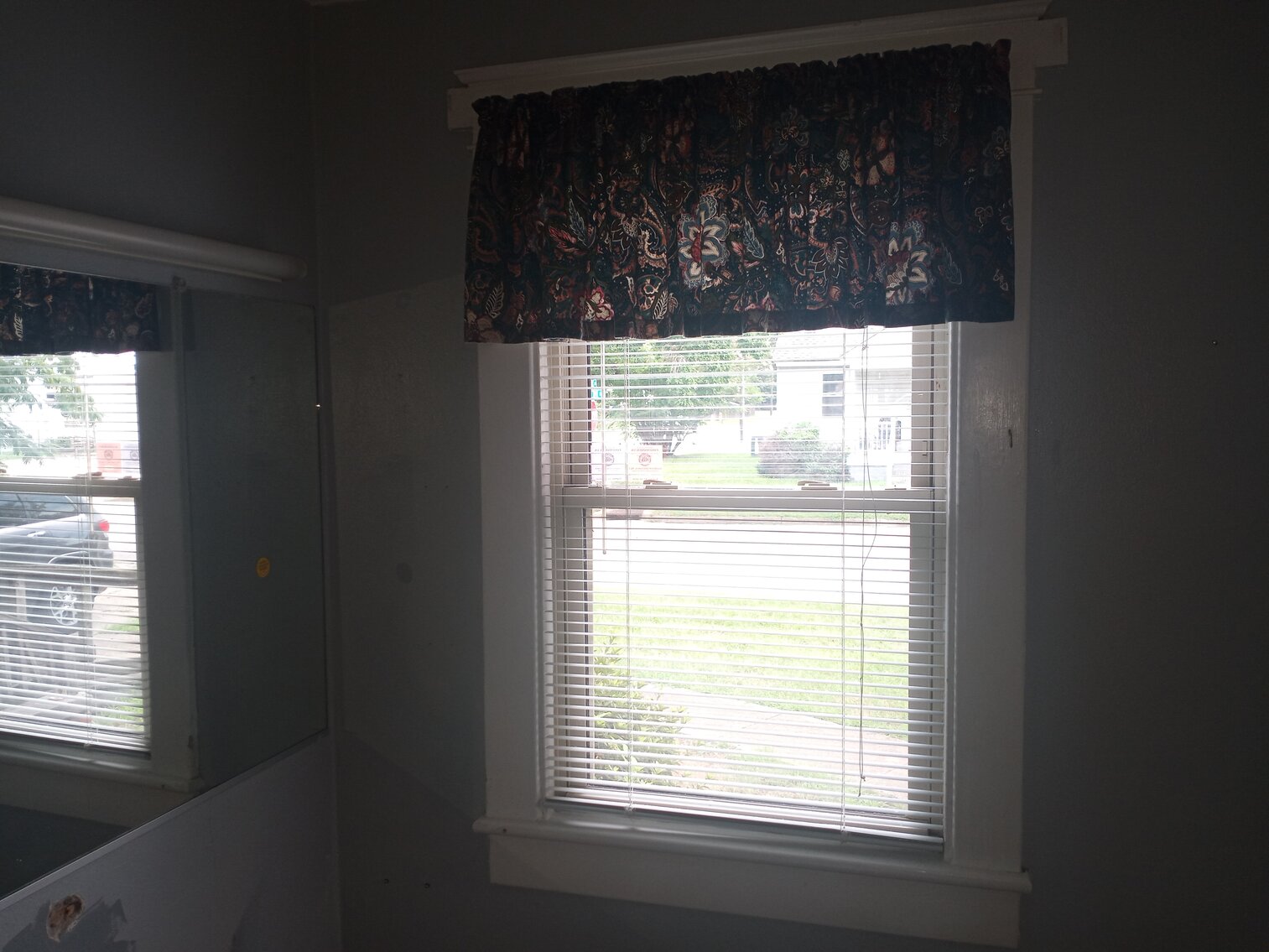 Image for Commercial Investment Opportunity. Former Nail and Hair Salon