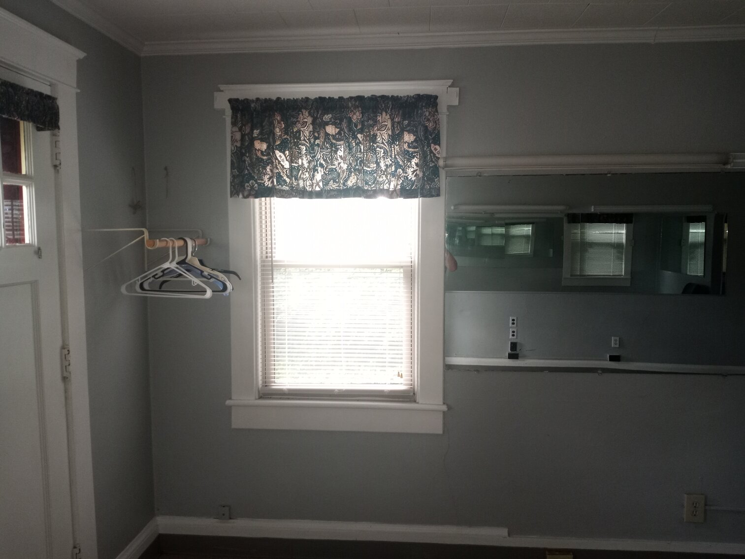 Image for Commercial Investment Opportunity. Former Nail and Hair Salon