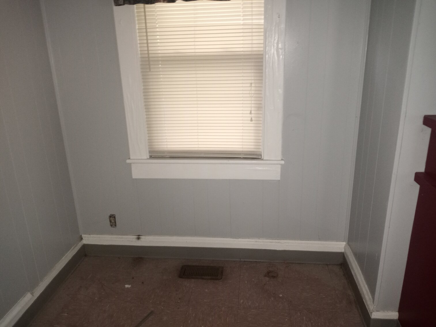 Image for Commercial Investment Opportunity. Former Nail and Hair Salon