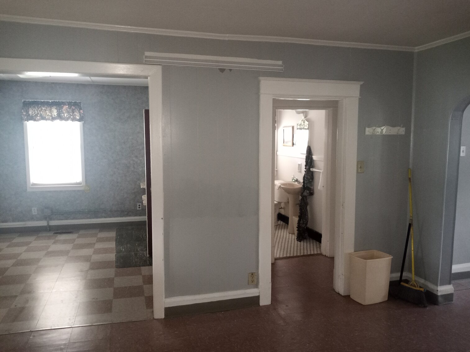 Image for Commercial Investment Opportunity. Former Nail and Hair Salon