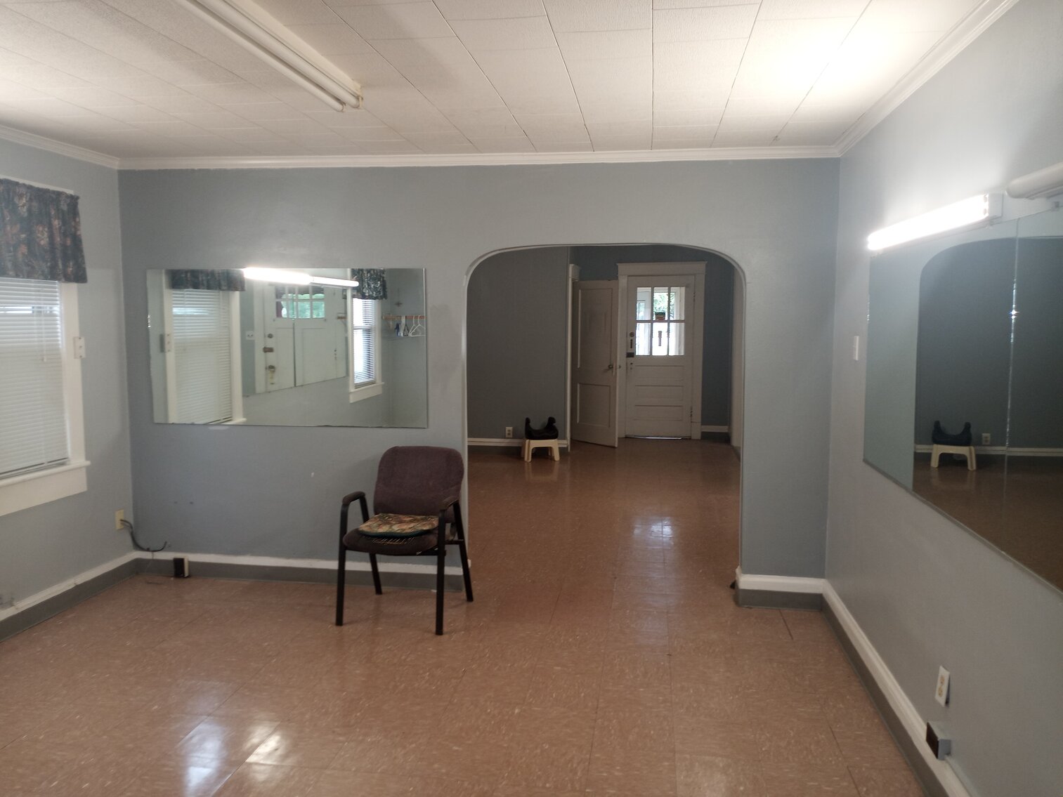 Image for Commercial Investment Opportunity. Former Nail and Hair Salon