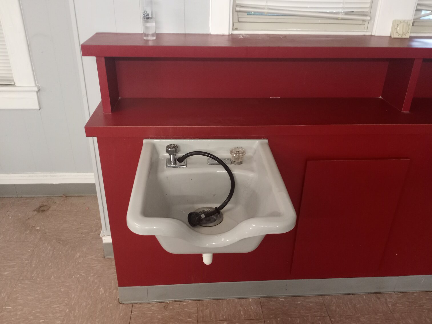 Image for Commercial Investment Opportunity. Former Nail and Hair Salon