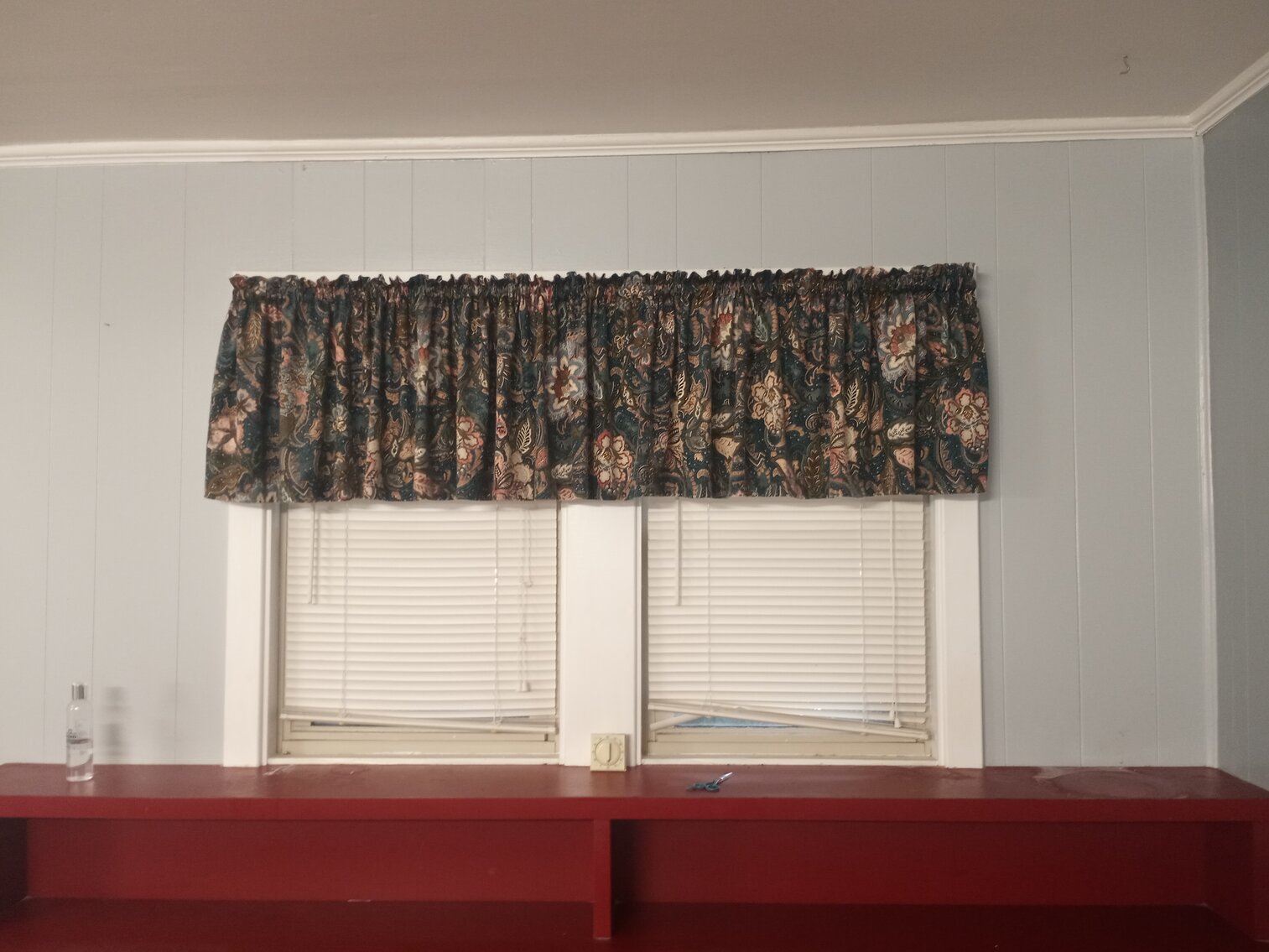 Image for Commercial Investment Opportunity. Former Nail and Hair Salon