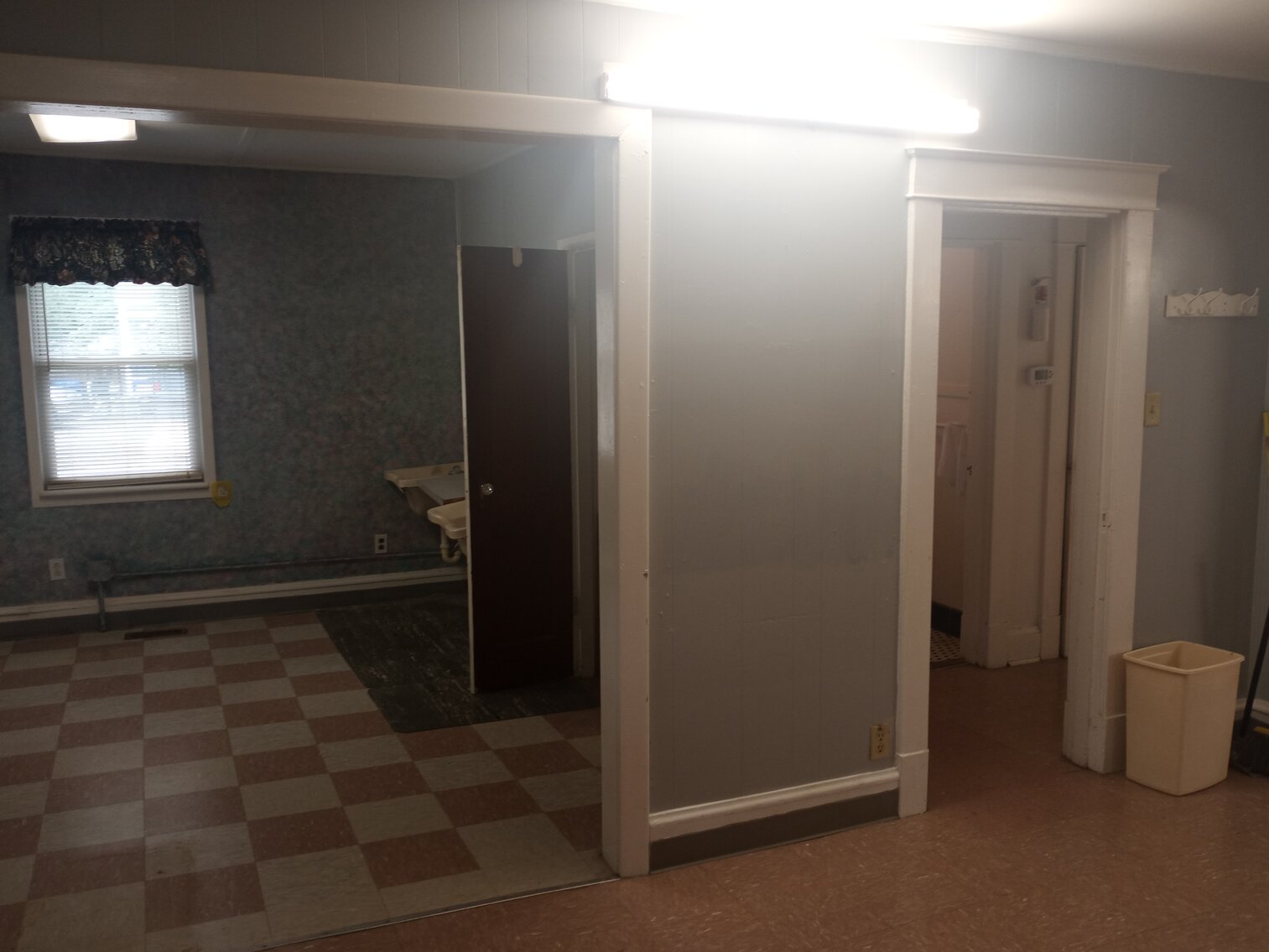 Image for Commercial Investment Opportunity. Former Nail and Hair Salon