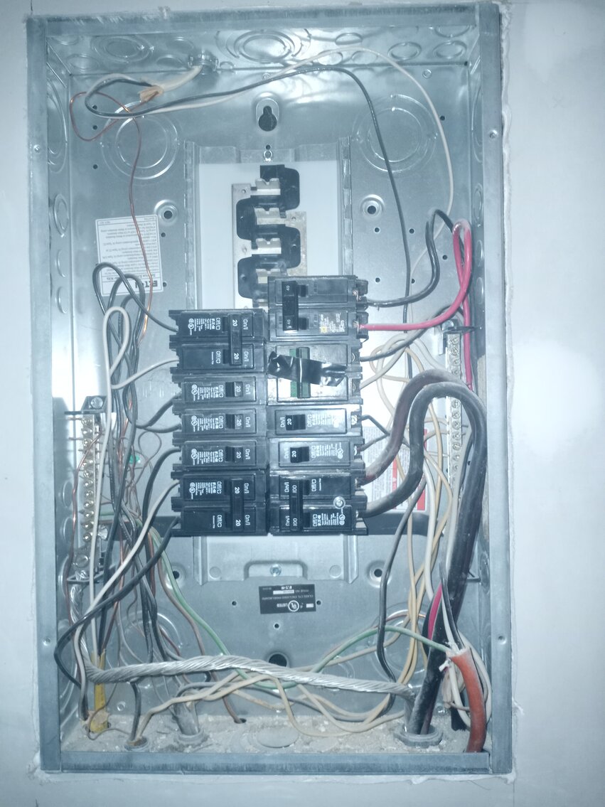 Image for 3 bed 1 Bath 1228 Sq. Single Family Home in Petersburg, Va