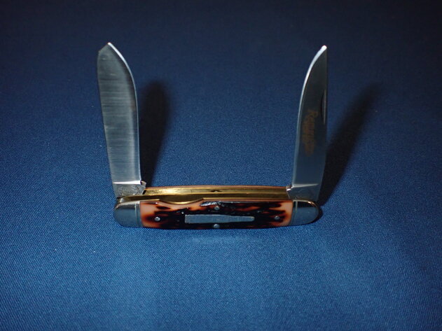 Image for Collector Knife Auction