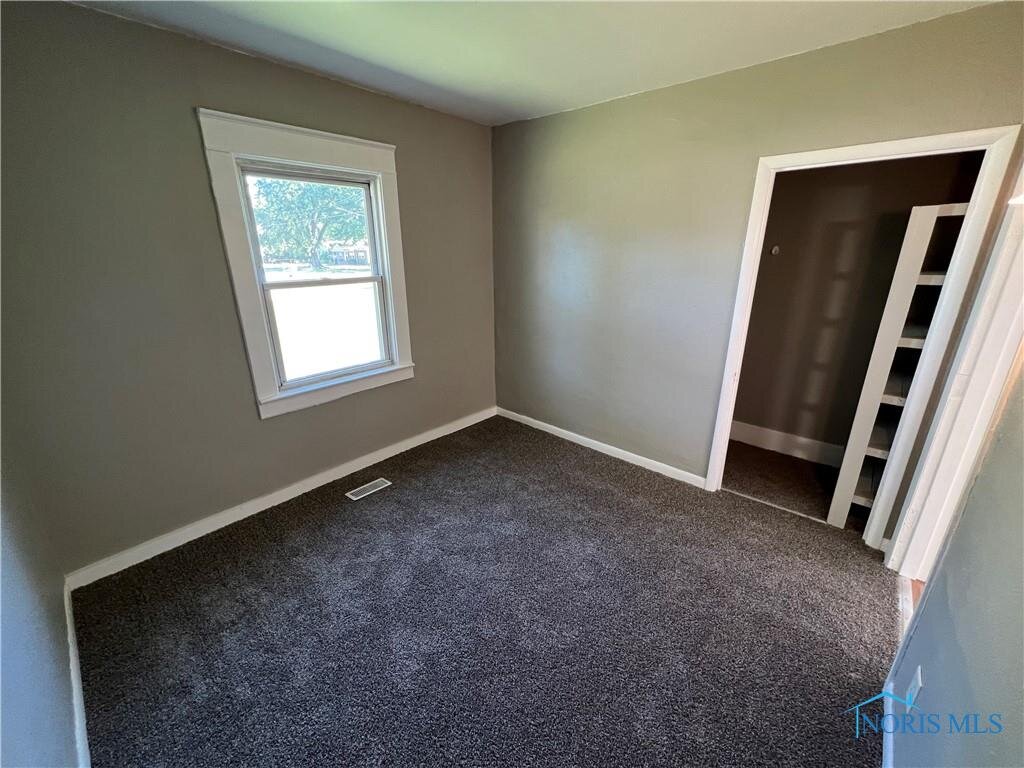 Image for MINIMUM BID AUCTION $39,000! 2039 Autokee St