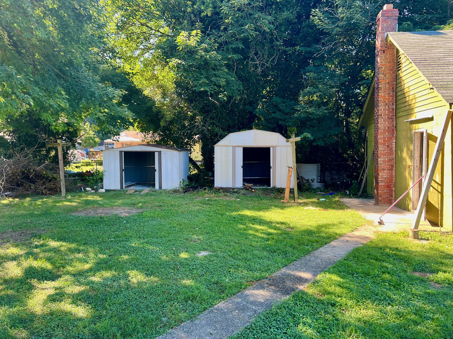 Image for 2 BR/1 BA Home on 3 Lots Only Blocks From The Potomac River--SELLS to the HIGHEST BIDDER via ONLINE ONLY BIDDING!!