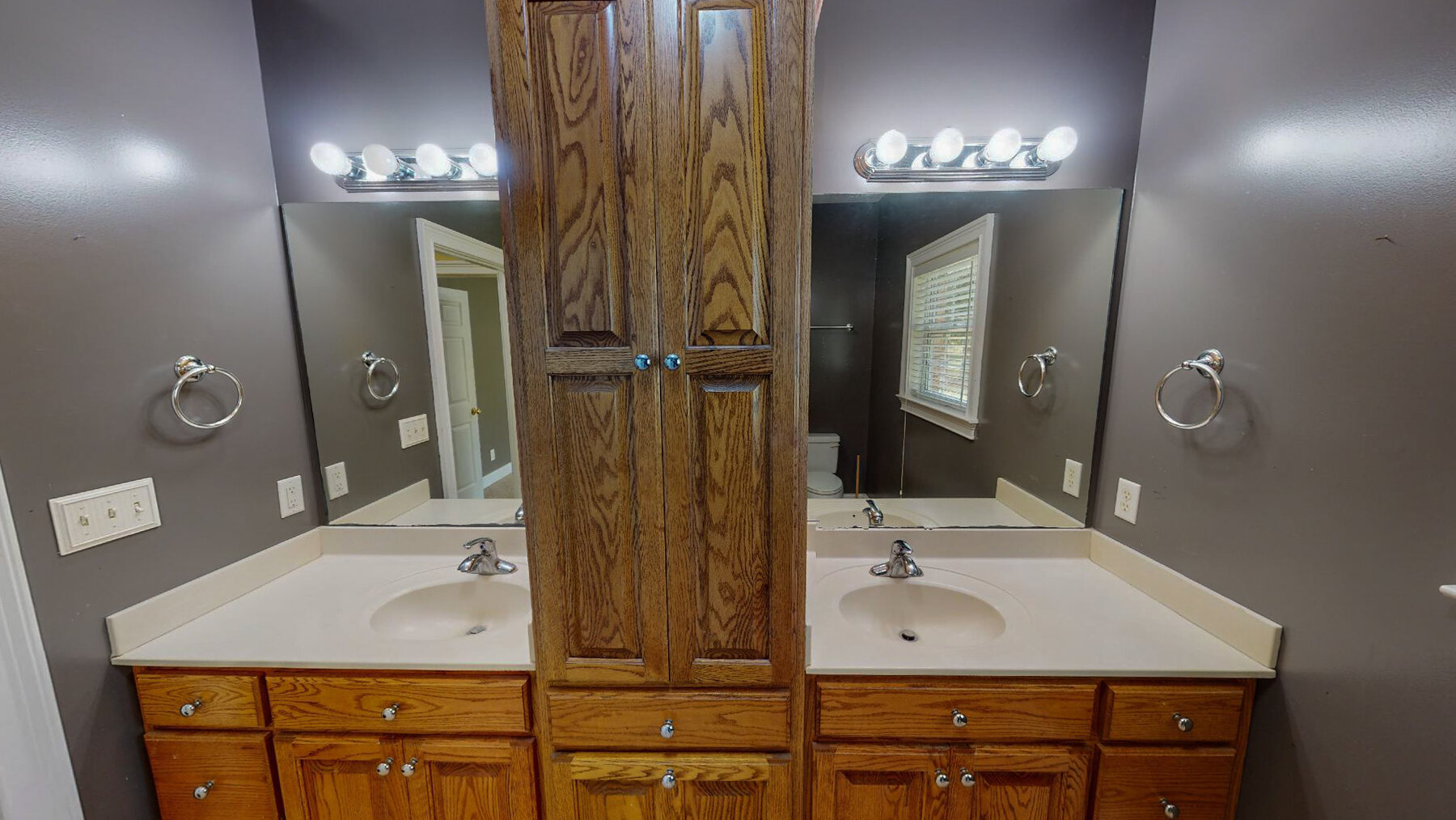 Image for Country Living in South Lowndes County: Home on 36.99 +/- Acres