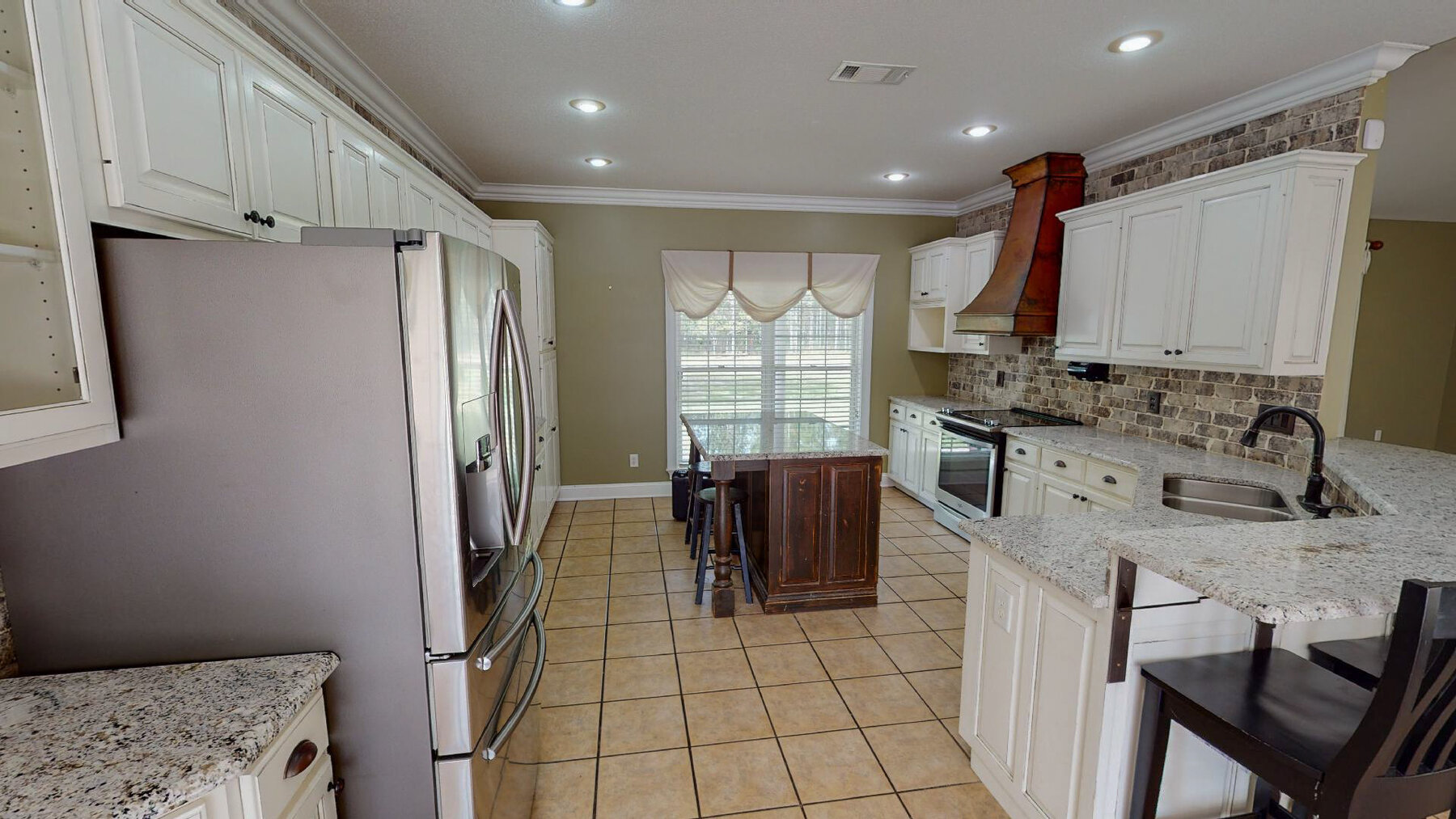 Image for Country Living in South Lowndes County: Home on 36.99 +/- Acres