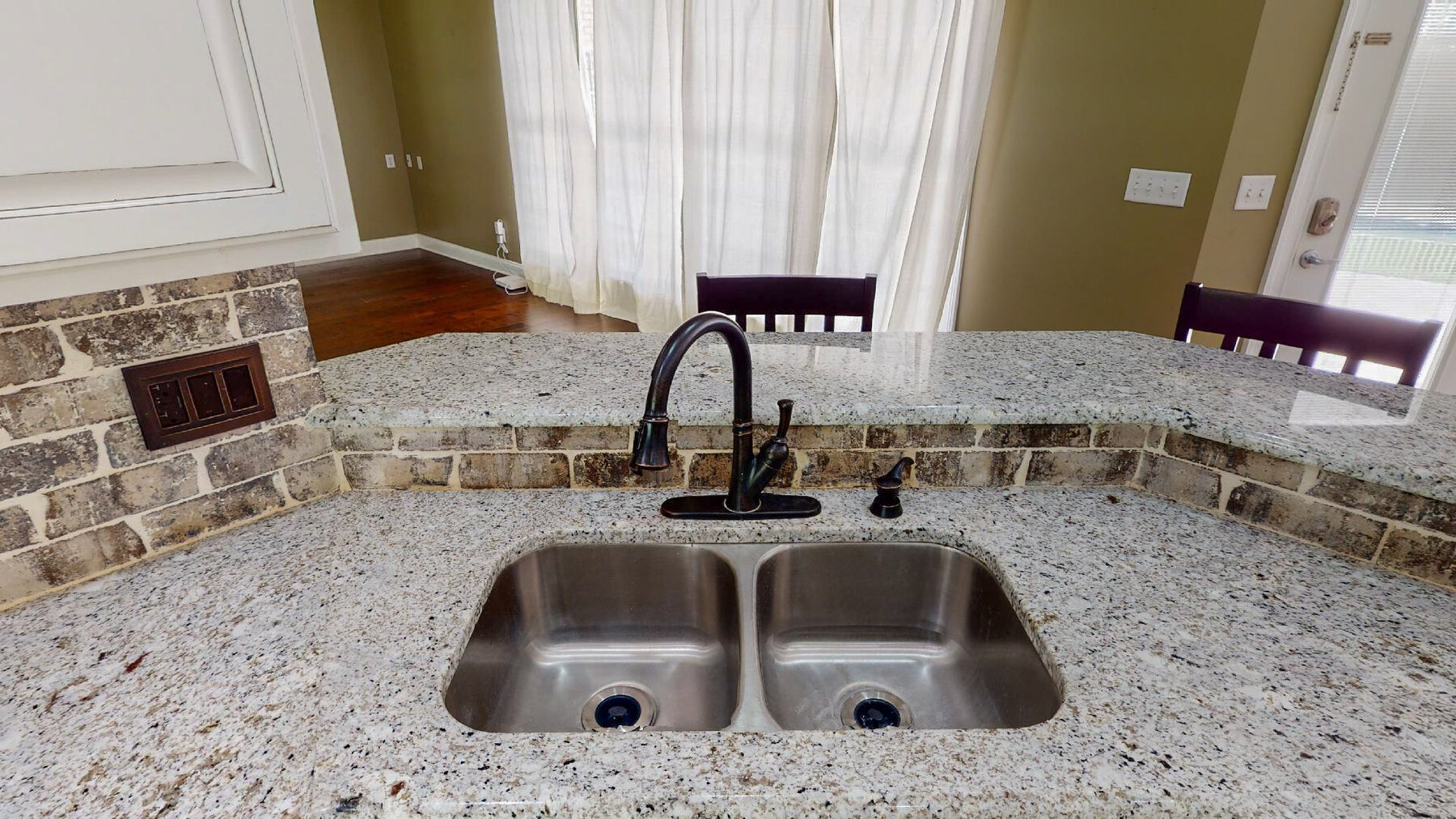 Image for Country Living in South Lowndes County: Home on 36.99 +/- Acres