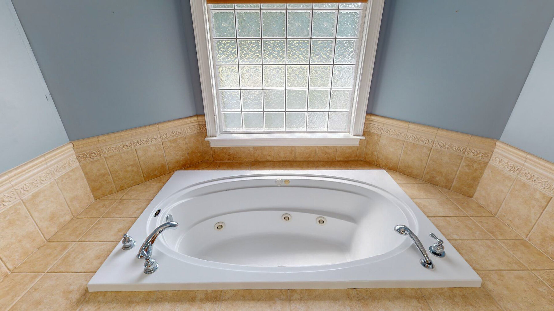 Image for Country Living in South Lowndes County: Home on 36.99 +/- Acres